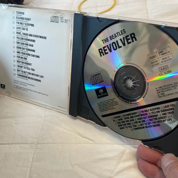 The Beatles Revolver CD - Picture 6 of 7